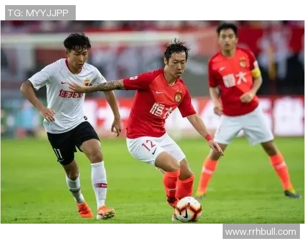 深圳乒乓球队实力引发热议球迷对选手表现的不同看法与争论