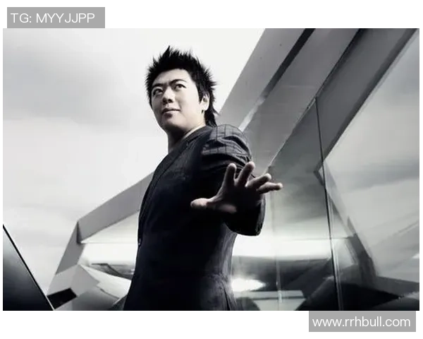 足球明星与郎朗相聚共谱乐章展现运动与音乐的完美结合 足球明星与郎朗相聚共谱乐章展现运动与音乐的完美结合