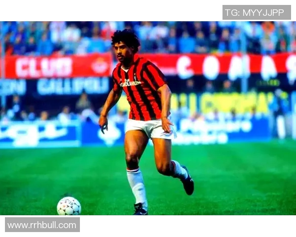 清纯面孔下的足球明星们揭示运动场上的另一种魅力与风采